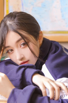 《新员工》在线观看